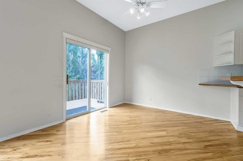 265 Somerside Park Sw, Calgary, AB - Indoor Photo Showing Other Room