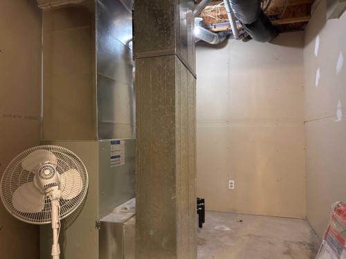 244 Los Alamos Place Ne, Calgary, AB - Indoor Photo Showing Basement