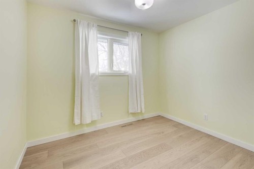 3119 46 Street Sw, Calgary, AB - Indoor Photo Showing Other Room
