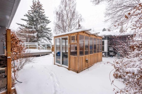 3119 46 Street Sw, Calgary, AB - Outdoor