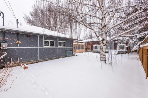 3119 46 Street Sw, Calgary, AB - Outdoor