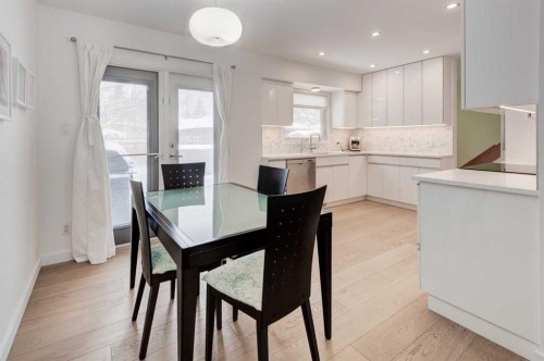 3119 46 Street Sw, Calgary, AB - Indoor Photo Showing Dining Room