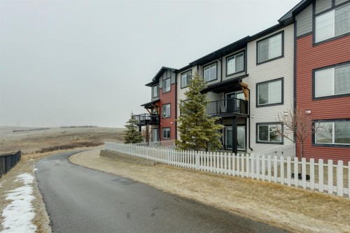 1502 Jumping Pound Common, Cochrane, AB - Outdoor