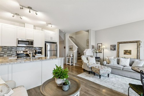 1502 Jumping Pound Common, Cochrane, AB - Indoor