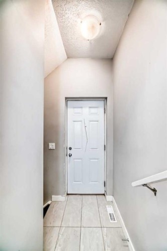 392 Redstone Drive Ne, Calgary, AB - Indoor Photo Showing Other Room