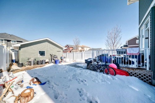 392 Redstone Drive Ne, Calgary, AB - Outdoor