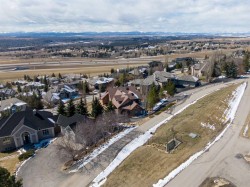 39 Slopes Grove SW Calgary, AB T3H 3Y6