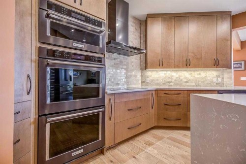39 Slopes Grove Sw, Calgary, AB - Indoor Photo Showing Kitchen