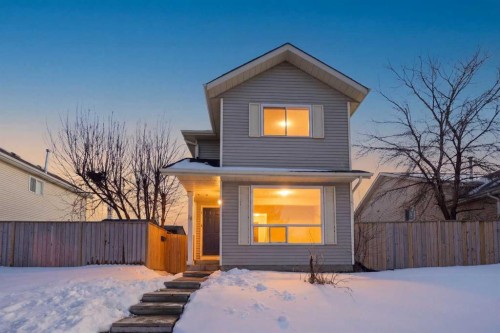 19 Appletree Close Se, Calgary, AB - Outdoor