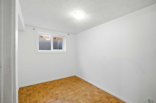 19 Appletree Close Se, Calgary, AB - Indoor Photo Showing Other Room