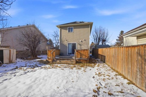 19 Appletree Close Se, Calgary, AB - Outdoor