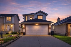 83 Bridlecreek Heath SW Calgary, AB T2Y 3N5