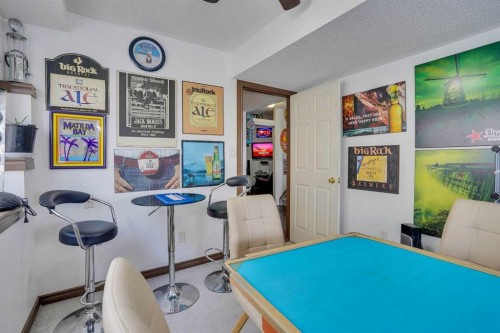 83 Bridlecreek Heath Sw, Calgary, AB - Indoor Photo Showing Other Room