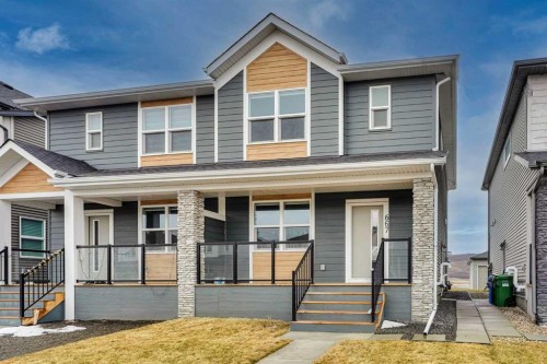 667 Wolf Willow Boulevard Se, Calgary, AB - Outdoor With Facade