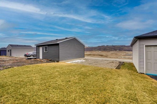 667 Wolf Willow Boulevard Se, Calgary, AB - Outdoor