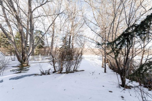 6756 Bow Crescent Nw, Calgary, AB - Outdoor With View