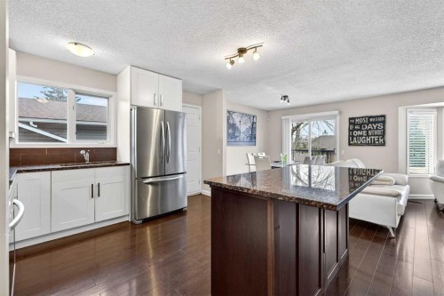 111 Sanderling Rise Nw, Calgary, AB - Indoor Photo Showing Kitchen With Stainless Steel Kitchen