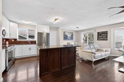 111 Sanderling Rise Nw, Calgary, AB - Indoor Photo Showing Kitchen With Stainless Steel Kitchen