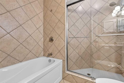 111 Sanderling Rise Nw, Calgary, AB - Indoor Photo Showing Bathroom
