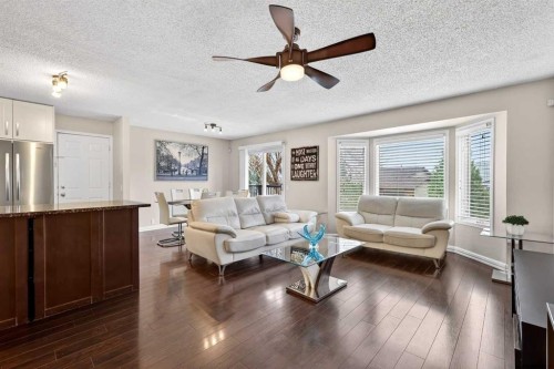 111 Sanderling Rise Nw, Calgary, AB - Indoor Photo Showing Living Room