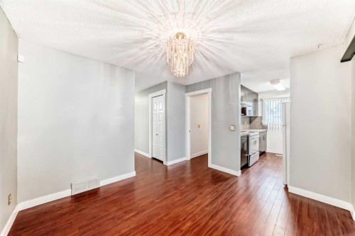 130 Pinemeadow Road Ne, Calgary, AB - Indoor