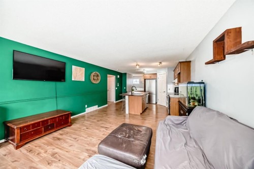 213 Hillvale Crescent, Strathmore, AB - Indoor