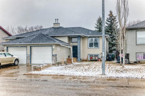 213 Hillvale Crescent, Strathmore, AB - Outdoor