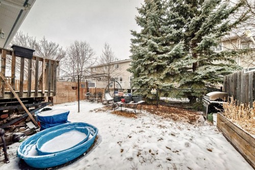 213 Hillvale Crescent, Strathmore, AB - Outdoor