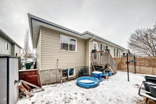 213 Hillvale Crescent, Strathmore, AB - Outdoor With Exterior