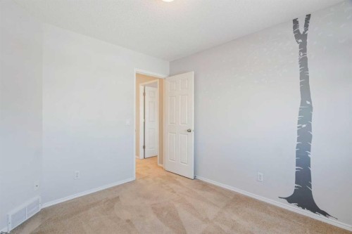 10 Arbour Stone Rise Nw, Calgary, AB - Indoor Photo Showing Other Room