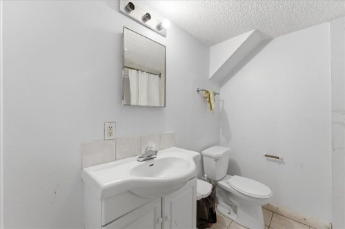79 Fonda Drive Se, Calgary, AB - Indoor Photo Showing Bathroom