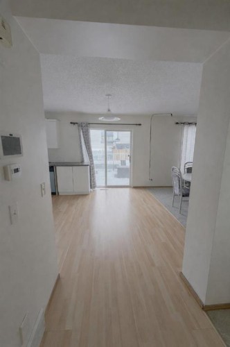 746 Martindale Boulevard Ne, Calgary, AB - Indoor