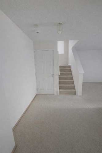 746 Martindale Boulevard Ne, Calgary, AB - Indoor Photo Showing Other Room