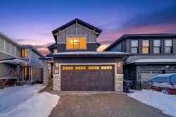 234 West Grove Point SW Calgary, AB T3H 1Y7