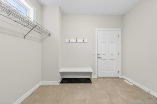 234 West Grove Point Sw, Calgary, AB - Indoor