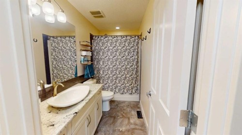 158 Ranch Road, Okotoks, AB - Indoor Photo Showing Bathroom