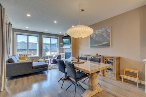 2817 16 Avenue Se, Calgary, AB - Indoor