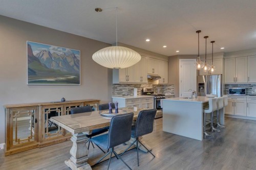 2817 16 Avenue Se, Calgary, AB - Indoor