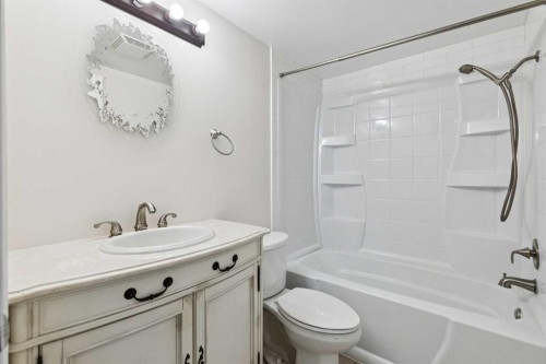 200 Silverado Drive Sw, Calgary, AB - Indoor Photo Showing Bathroom