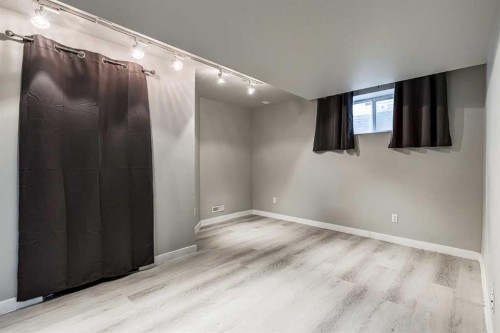 94 New Brighton Circle Se, Calgary, AB - Indoor