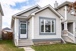 89 Prestwick Way SE Calgary, AB T2Z 3W7
