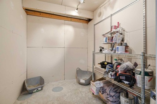 89 Prestwick Way Se, Calgary, AB - Indoor Photo Showing Other Room