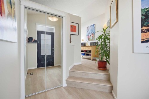 89 Prestwick Way Se, Calgary, AB - Indoor Photo Showing Other Room