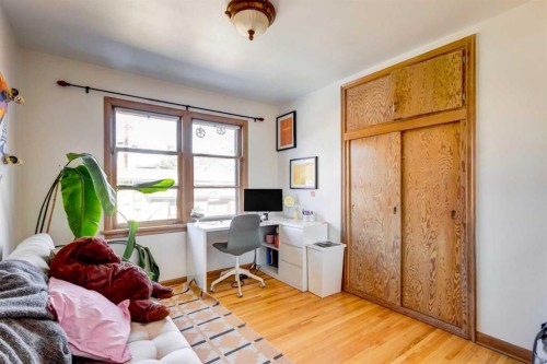 527 35A Street Nw, Calgary, AB - Indoor Photo Showing Office