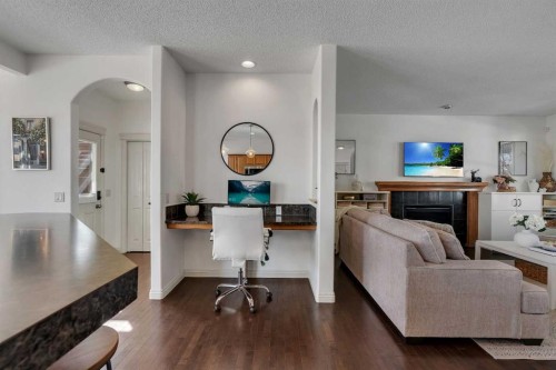 87 Prestwick Close Se, Calgary, AB - Indoor