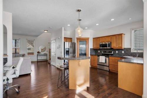 87 Prestwick Close Se, Calgary, AB - Indoor Photo Showing Kitchen With Stainless Steel Kitchen