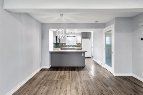 92 Riverbrook Place Se, Calgary, AB - Indoor Photo Showing Other Room