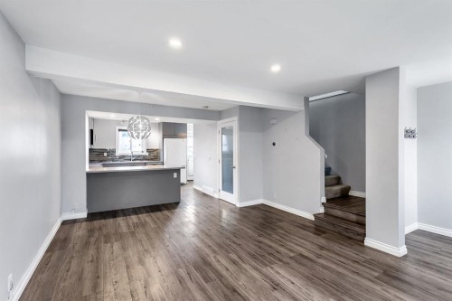 92 Riverbrook Place Se, Calgary, AB - Indoor