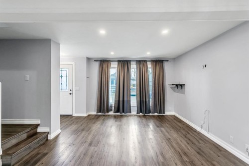 92 Riverbrook Place Se, Calgary, AB - Indoor Photo Showing Other Room