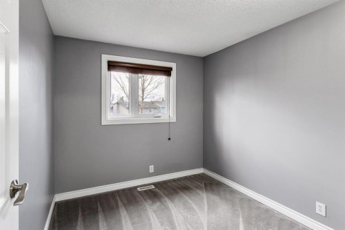 92 Riverbrook Place Se, Calgary, AB - Indoor Photo Showing Other Room